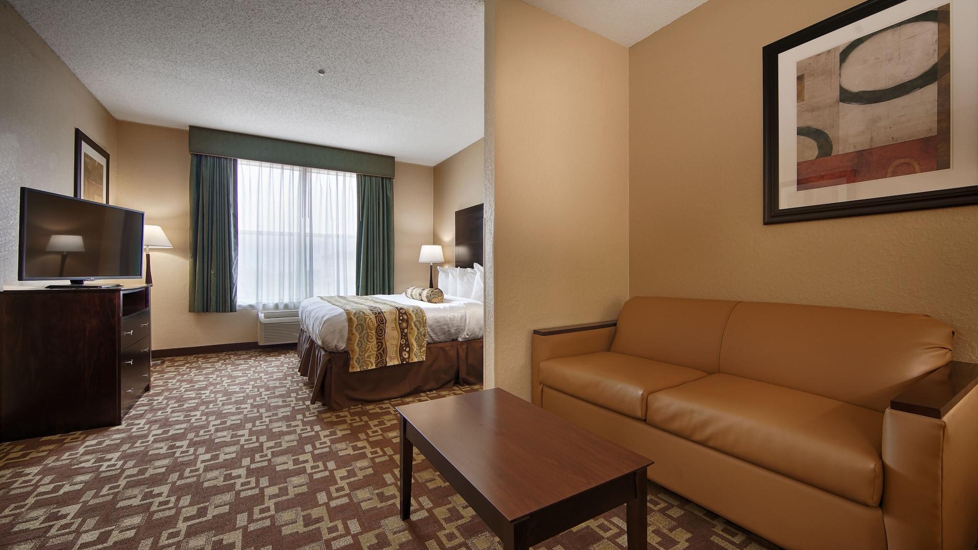 Best Western Plus Hobby Airport And 3*