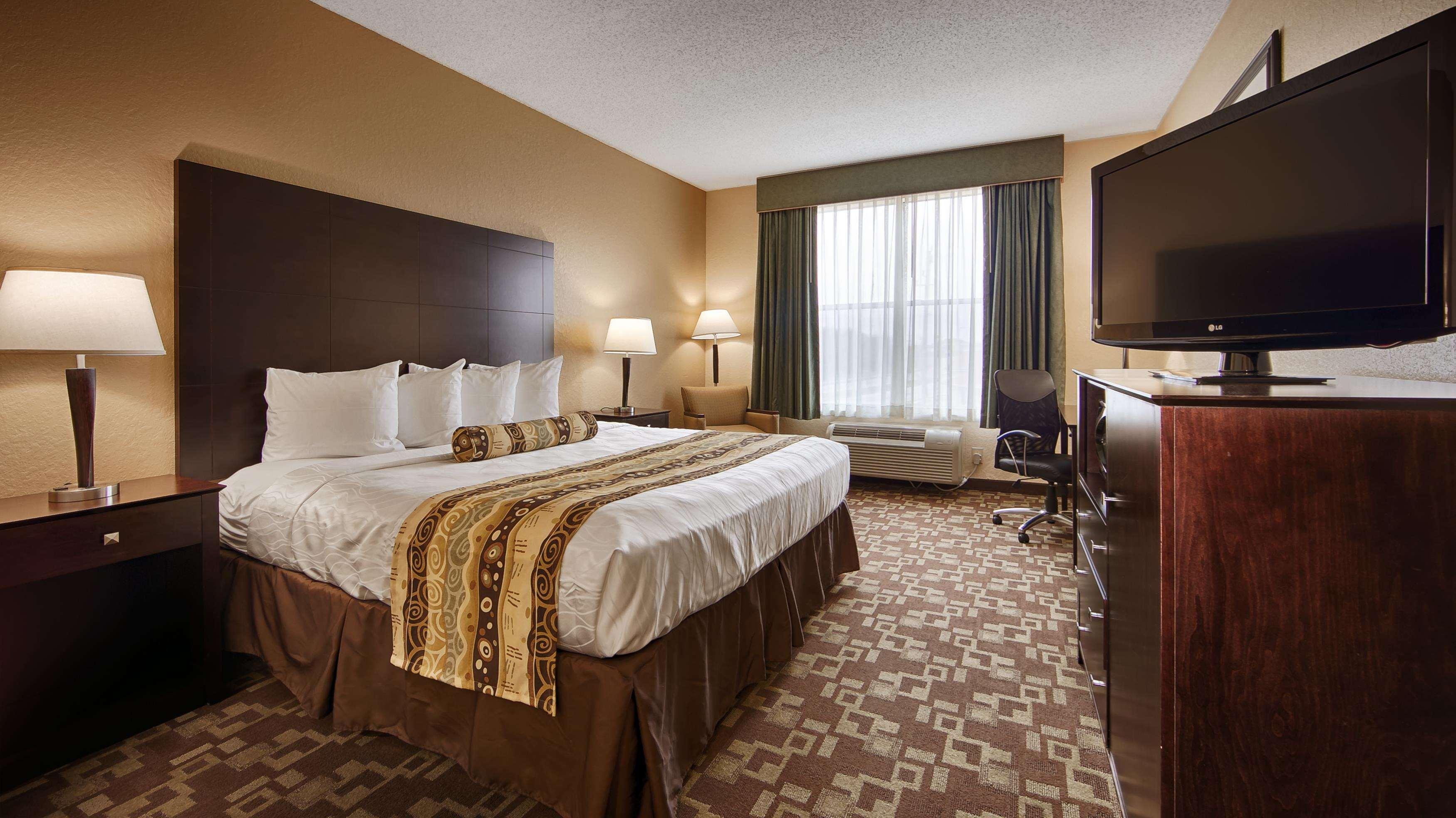 Western Hobby Airport And 3*