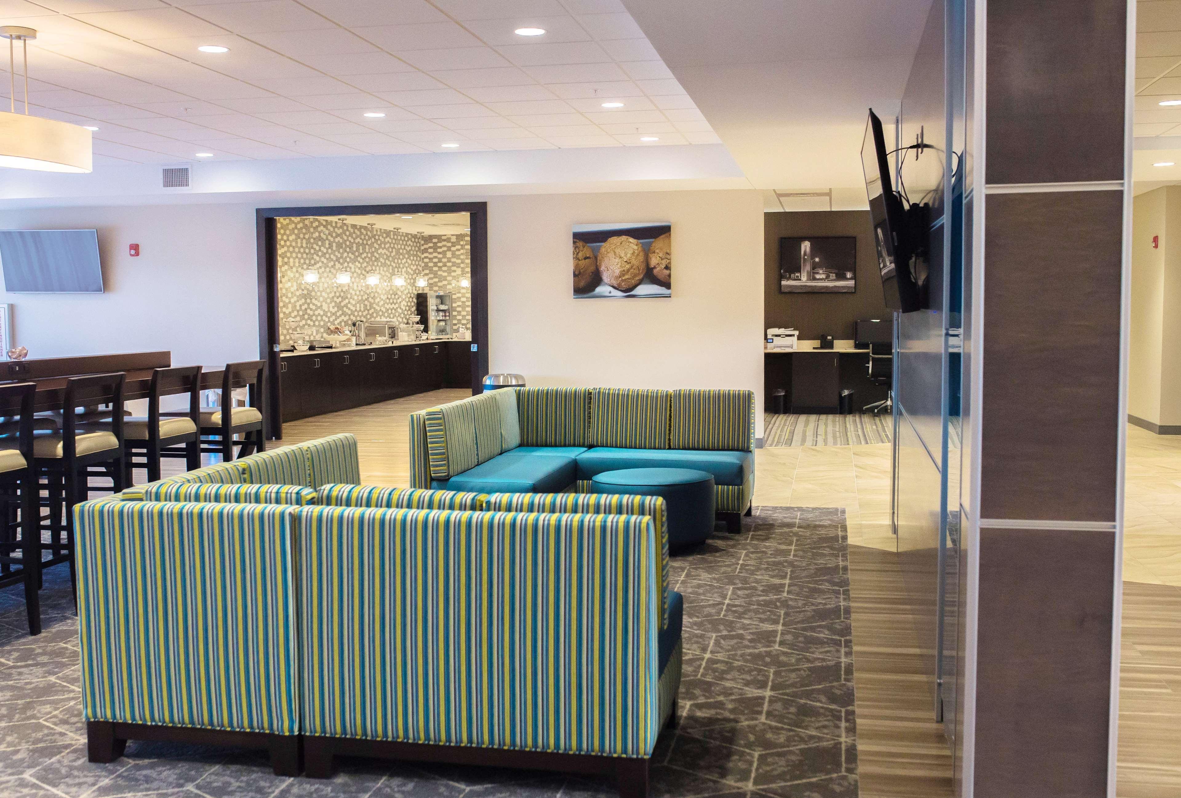 Western Hobby Airport And Hotel Houston